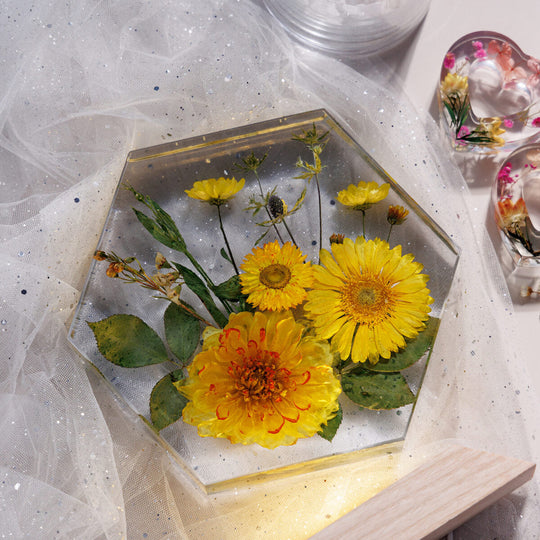Golden Daisy Ver 2 Flower Resin Lamp – ARTLEMI Store