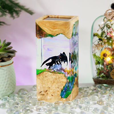 Black Dragon Resin Diorama Lamp 1