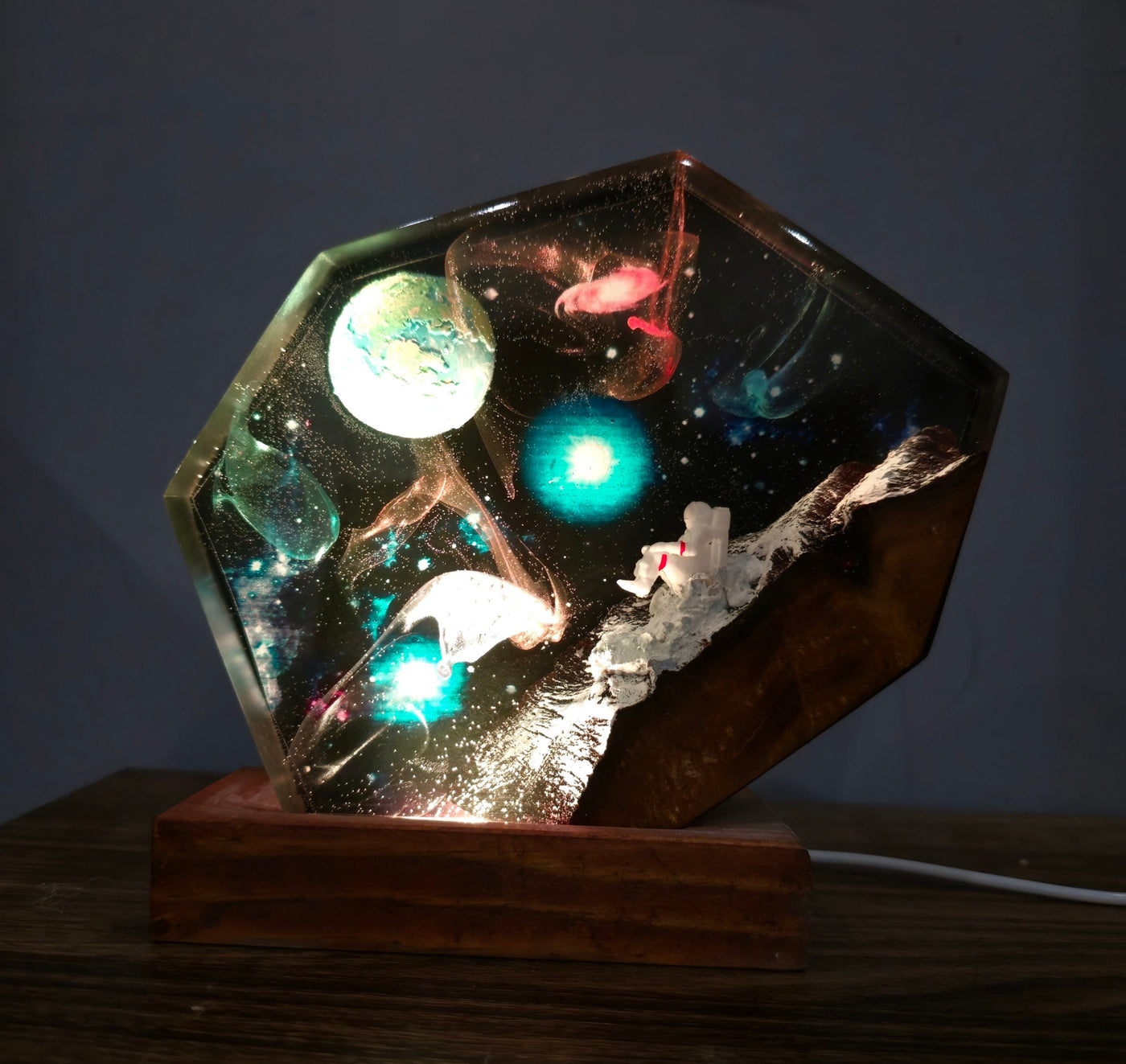 Space Galaxy Resin Lamp 2