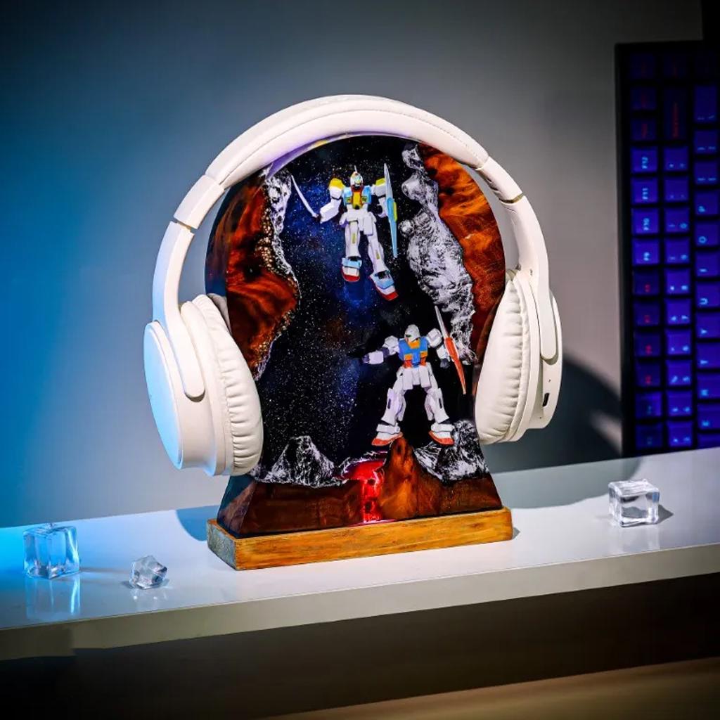 Gundam Headphone Stand Epoxy Resin