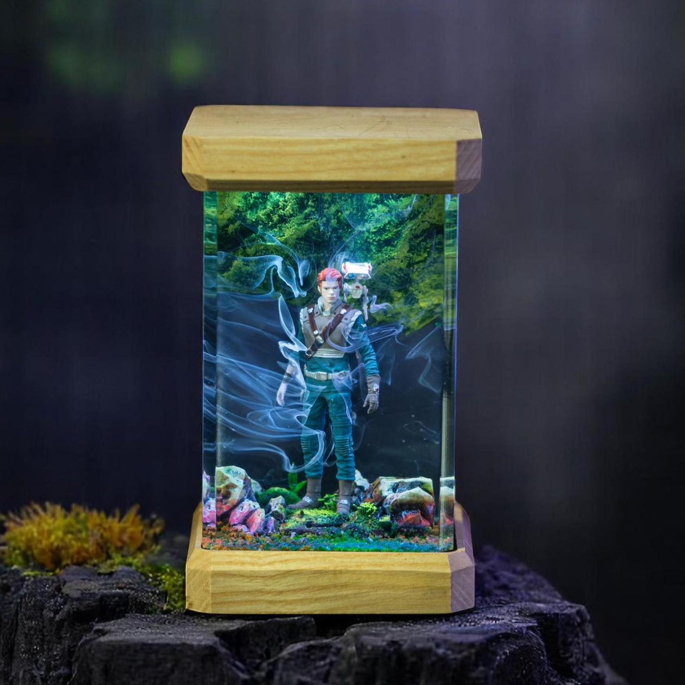 Cal Kestis Lamp Resin and Wood