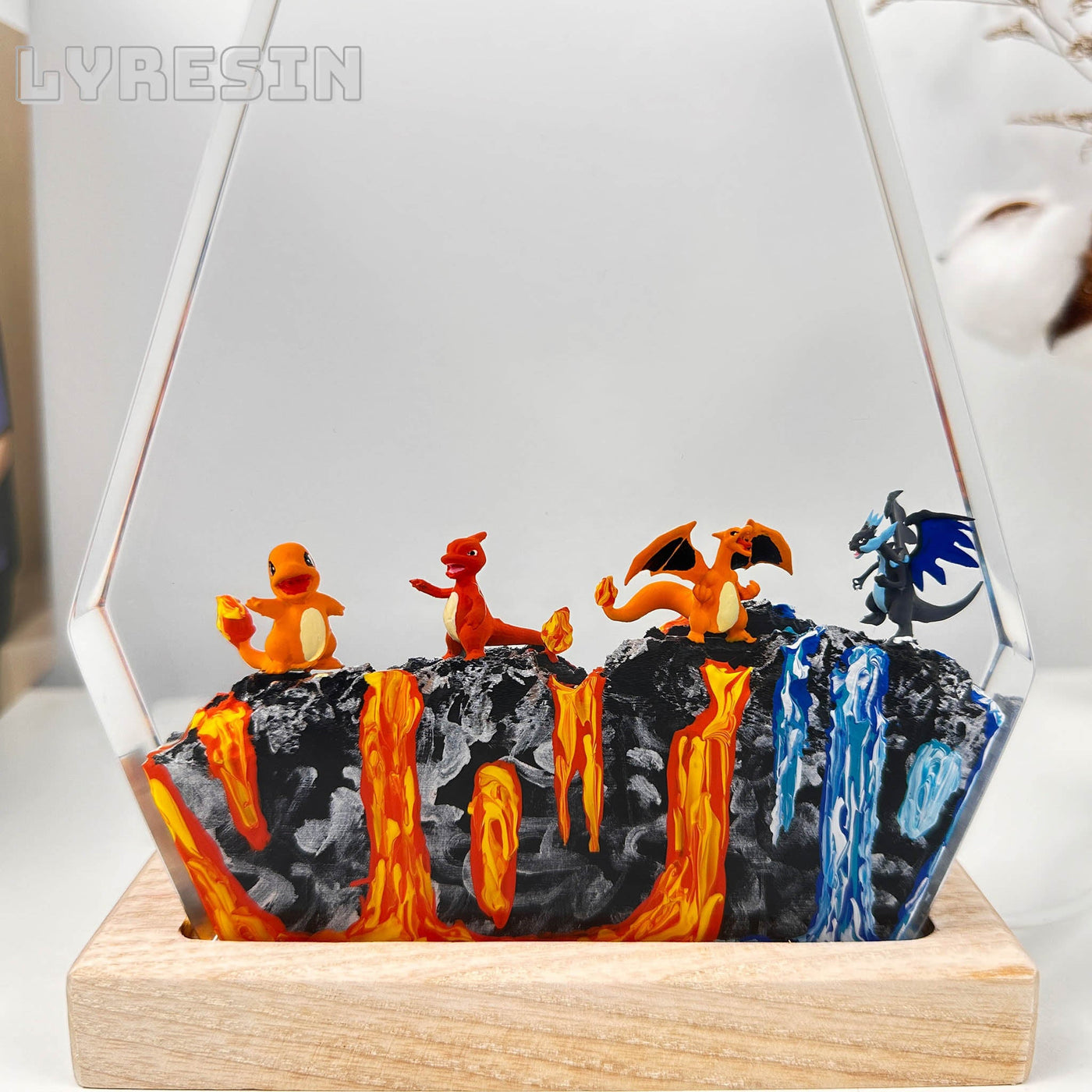 Charmander and Charizard Resin Lamp