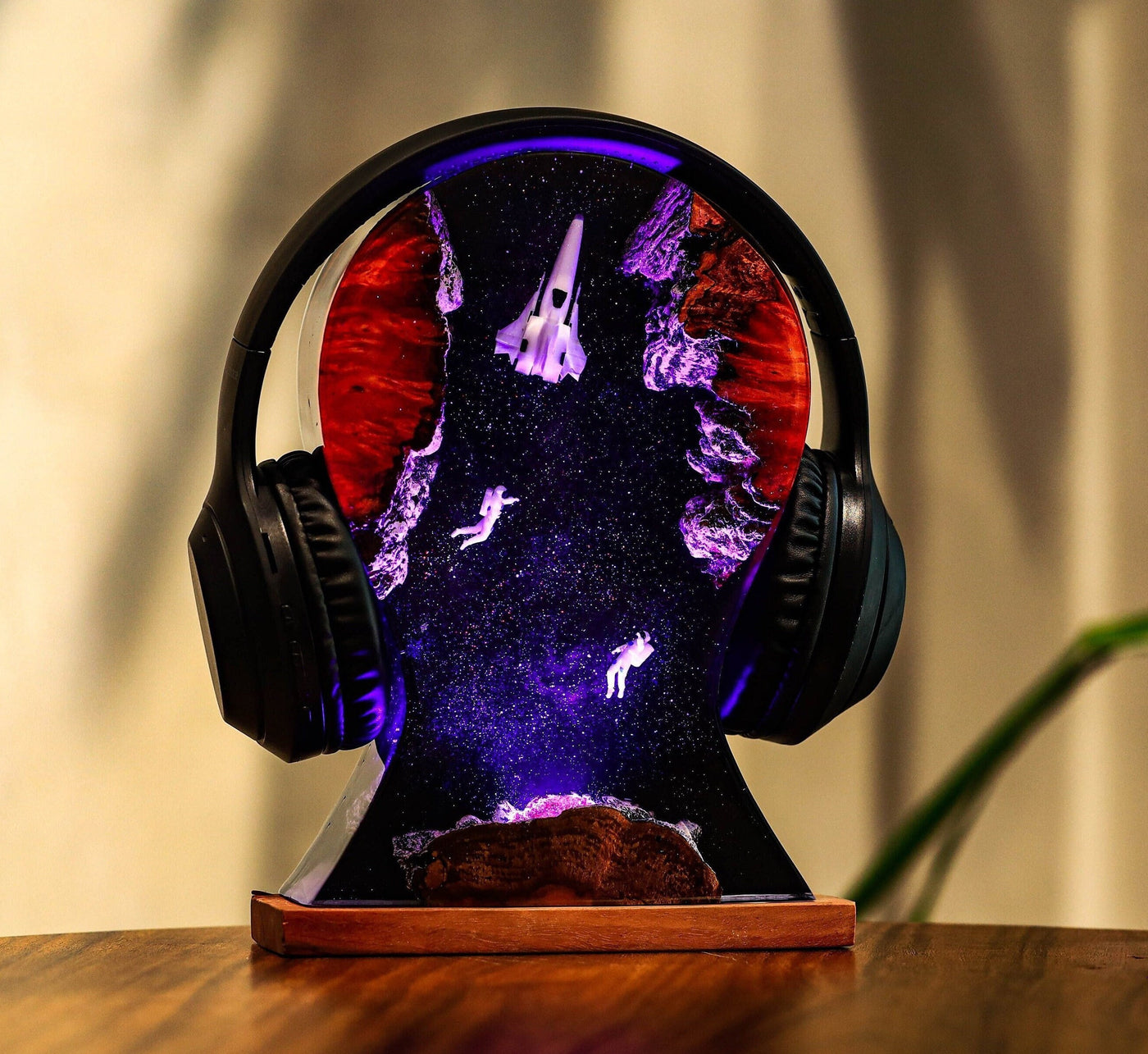 Galaxy Headphone Holder