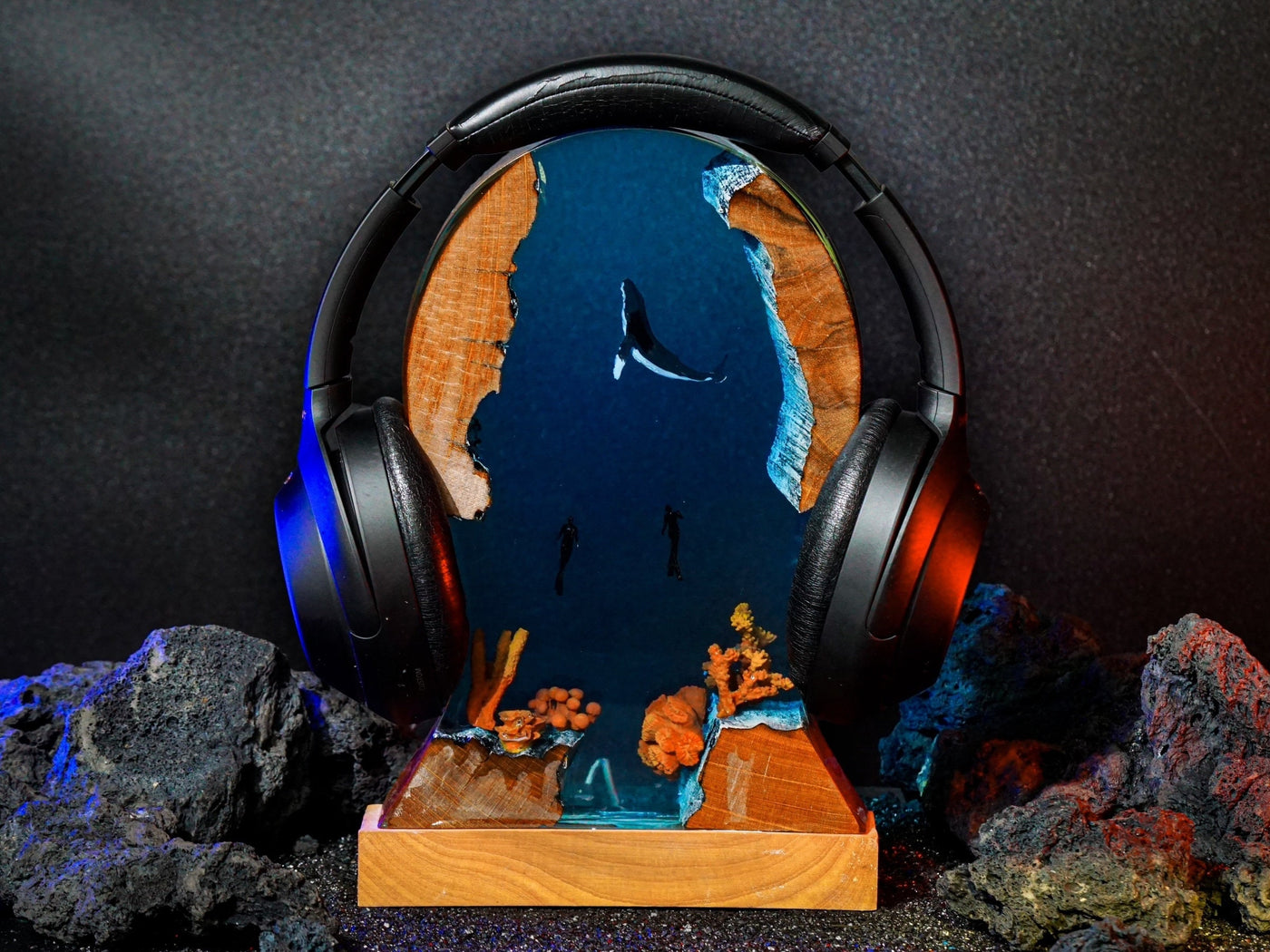 Whale and Divers Headphone Stand