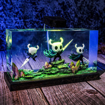 K.night Hol.low Resin Lamp