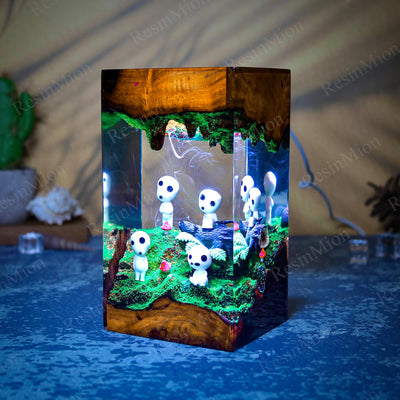 Kodama Resin Lamp