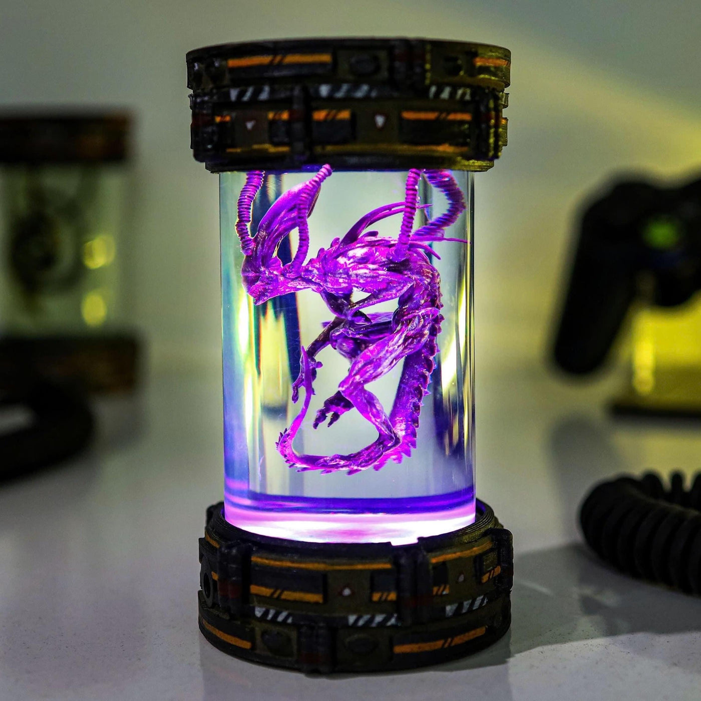 Diorama Alien Epoxy night lamp