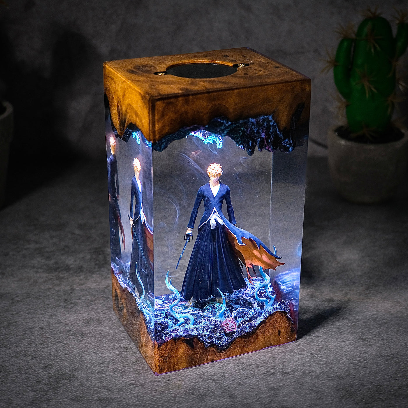 I.CHI.GO Ble.ach Epoxy Resin Lamp