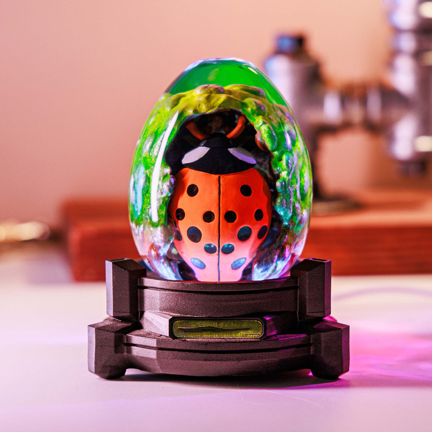 Custom Insect Resin Lamp Egg