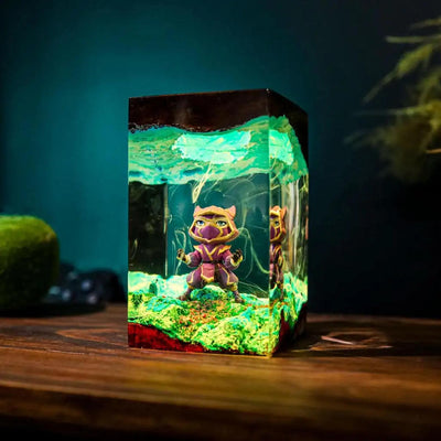 Kennen Handmade resin lamp