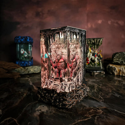 Kon.g Throne The New Empire Resin Lamp