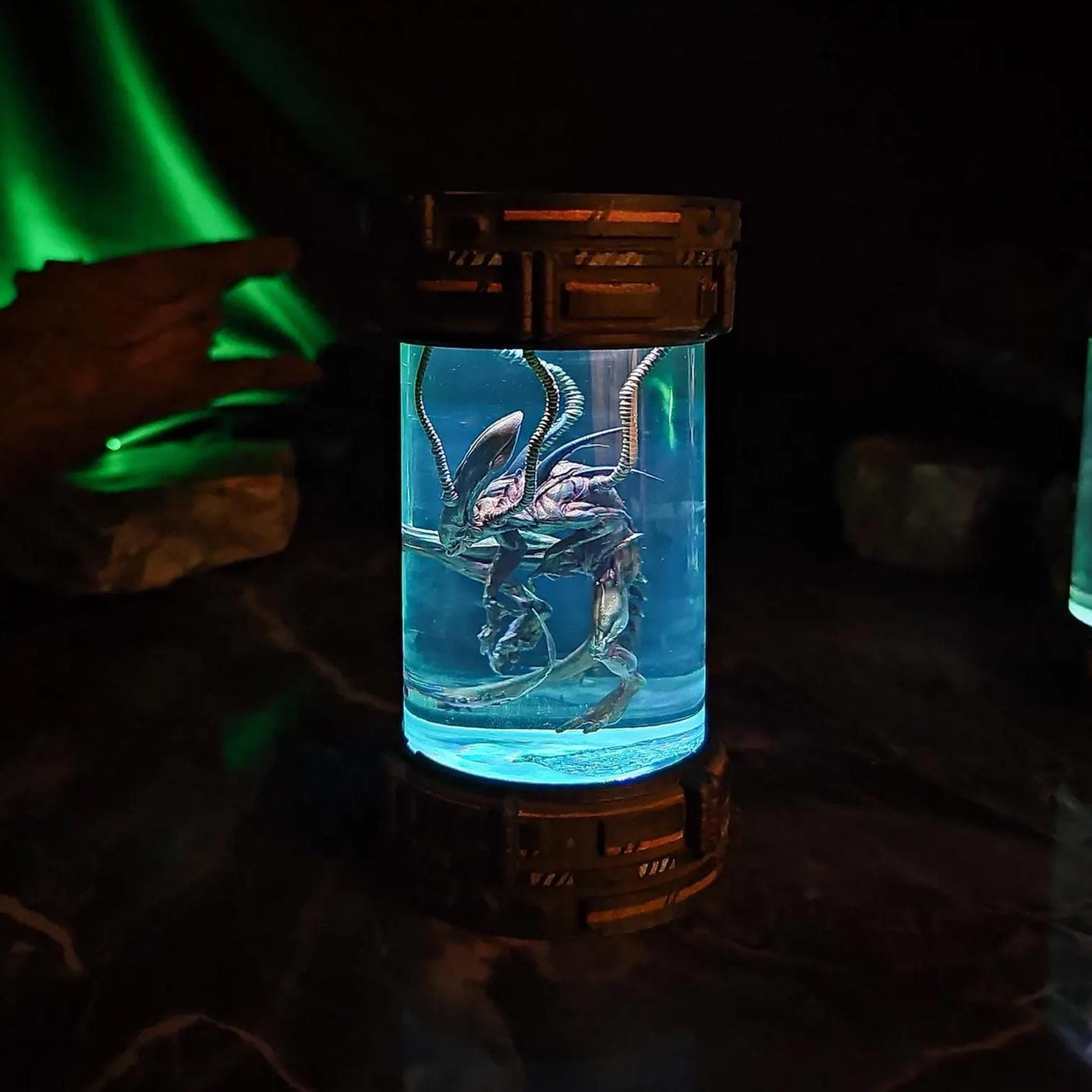 Xeno.morph Healing Chamber Incubator Resin Lamp