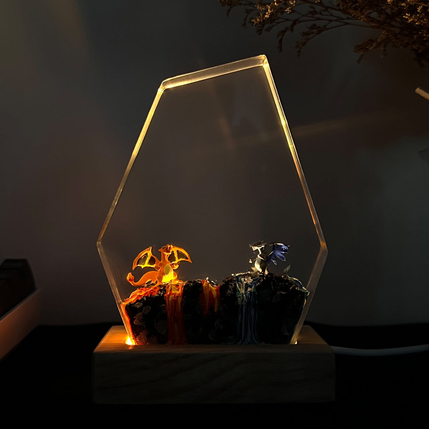 Charm.ander and Char.izard Resin Lamp