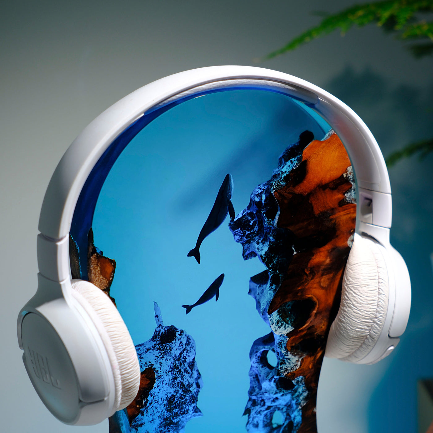 Headphone Scuba Diver Resin Lamp