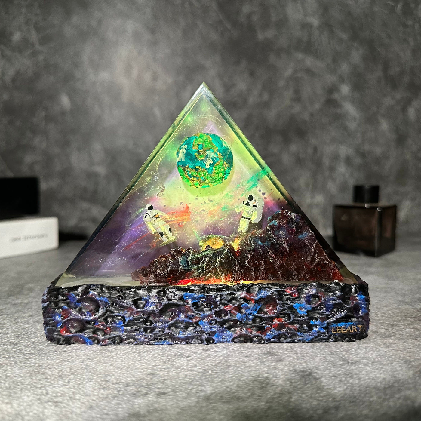 Galaxy resin epoxy lamp 3