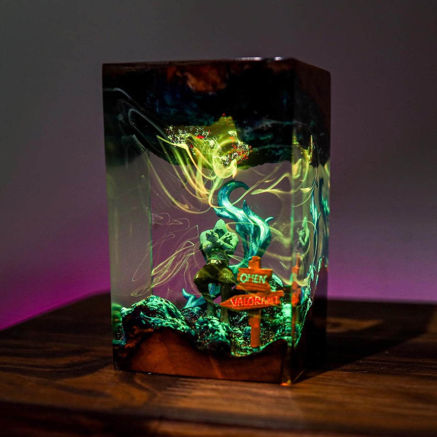 Valo.rant Omen custom resin lamp