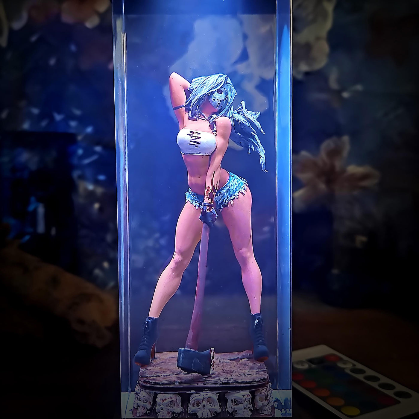 Jas.0n girl resin lamp