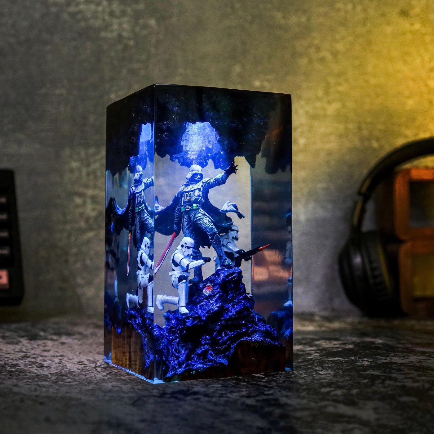 Da.rth Va.der Diorama Resin Lamp