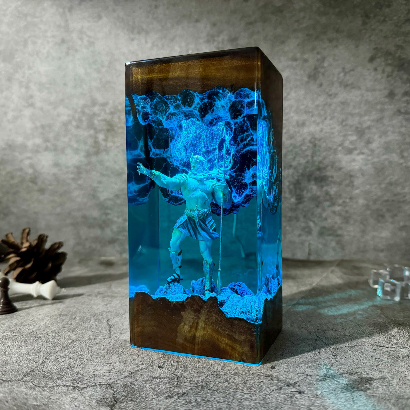 Poseidon Resin Lamp