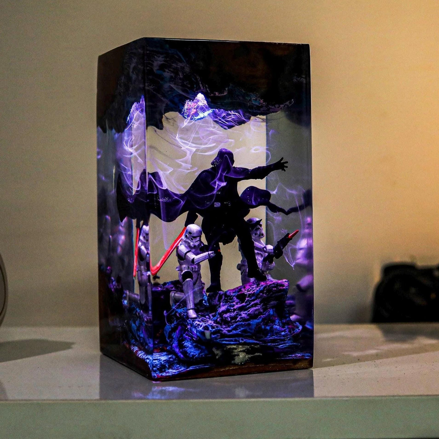 Da.rth Va.der Diorama Resin Lamp