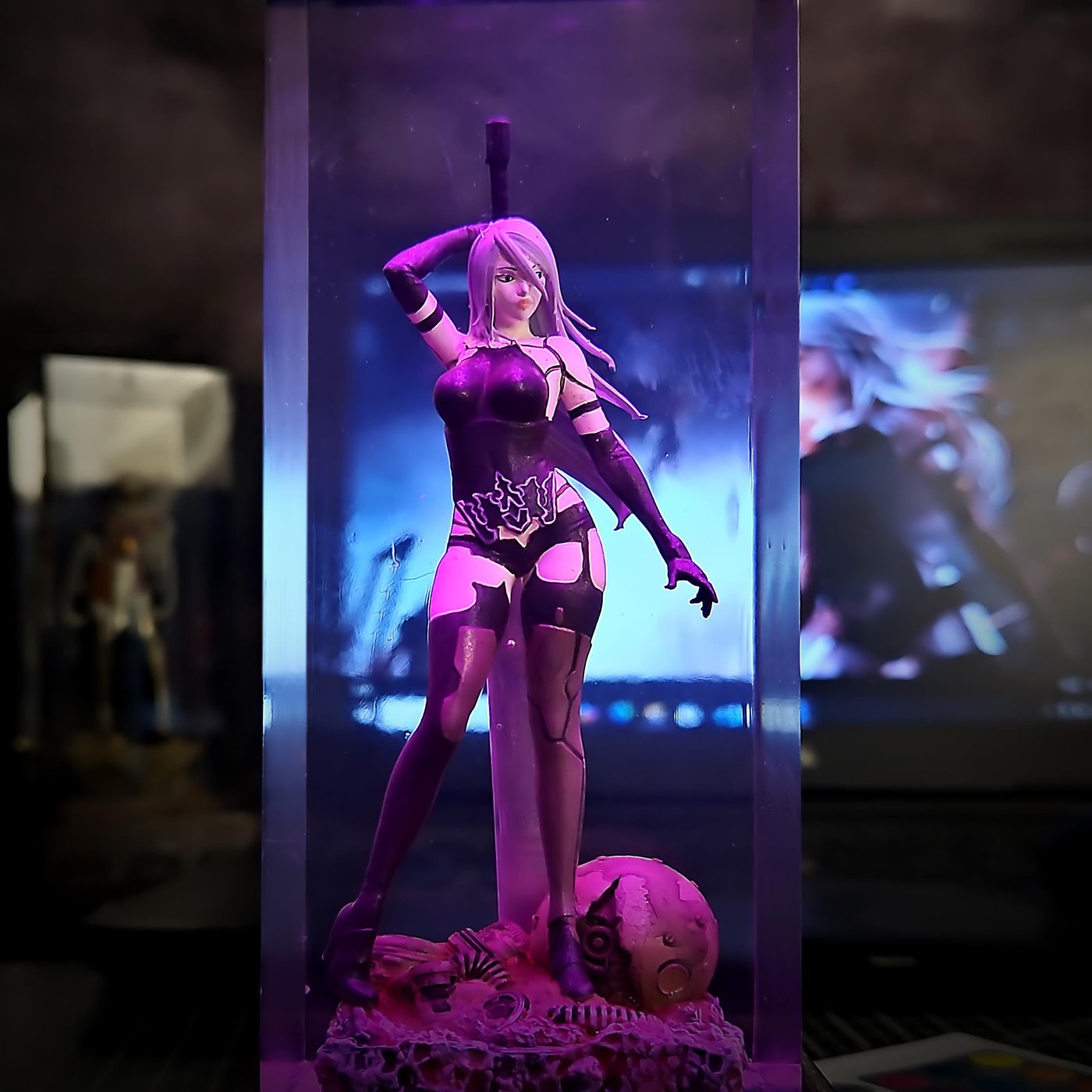 Character 2.A in game N.i.e.r resin lamp