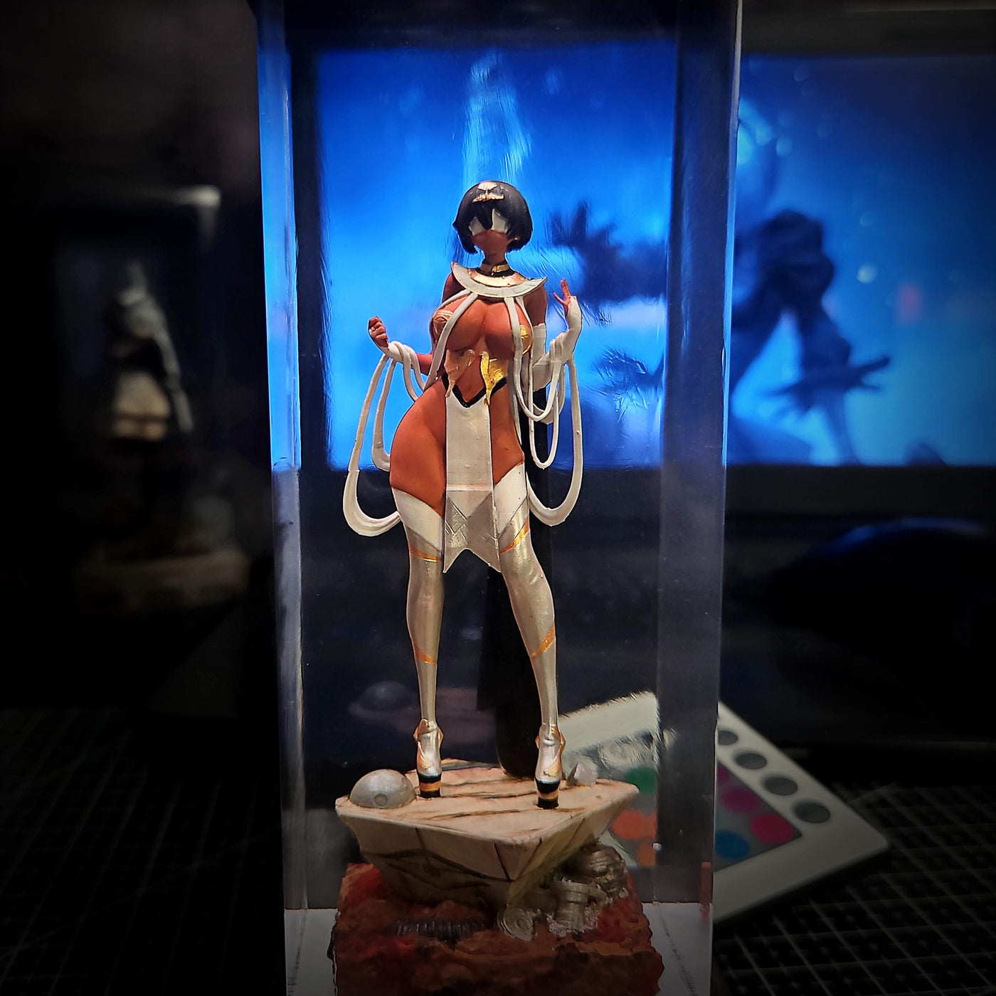 P.2 character resin lamp light