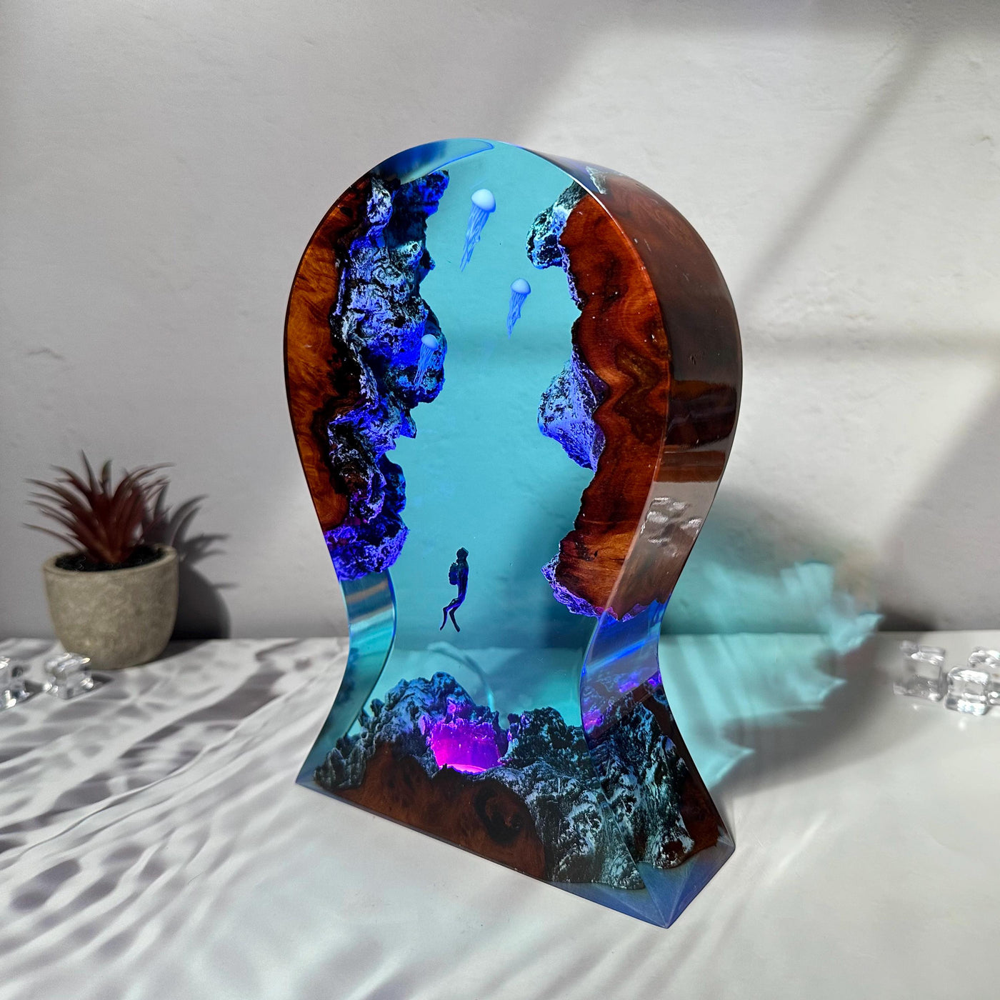 Headphone holder resin epoxy lamp 2