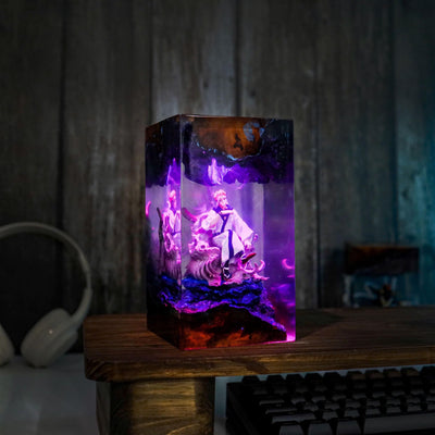 Ryo.men Suk.una Epoxy Resin Lamp