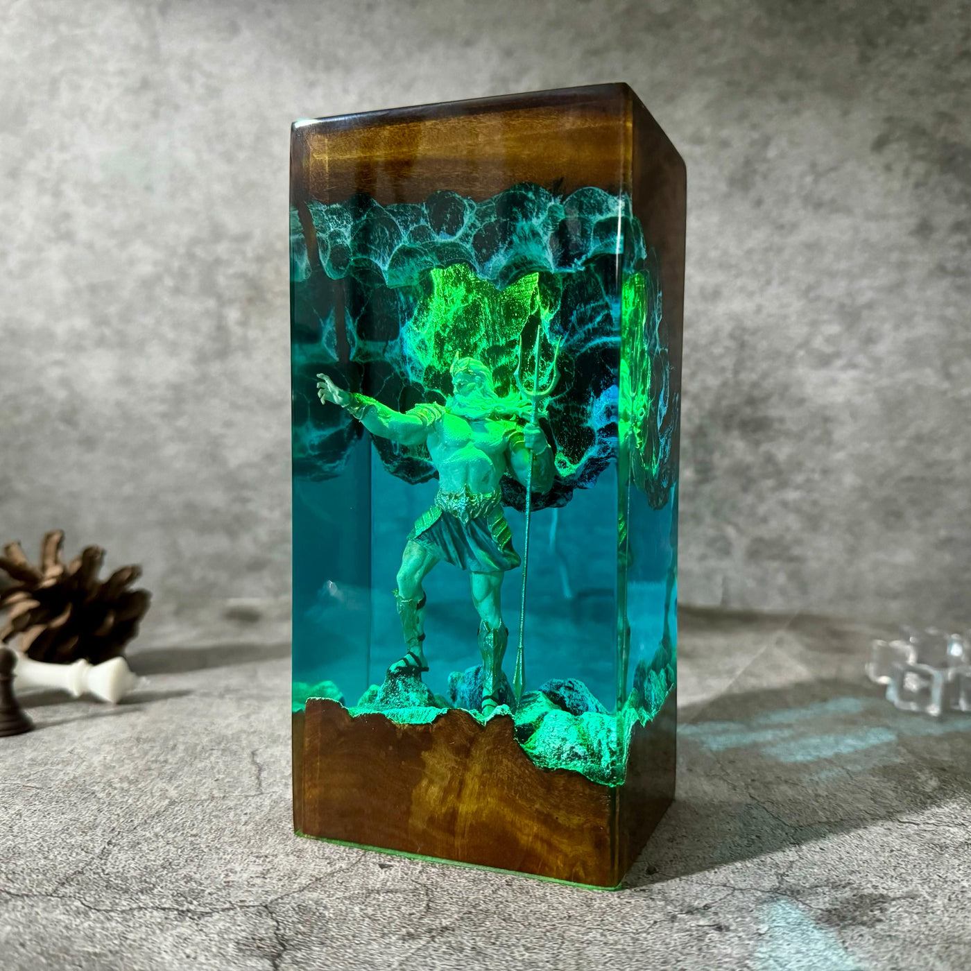 Poseidon Resin Lamp