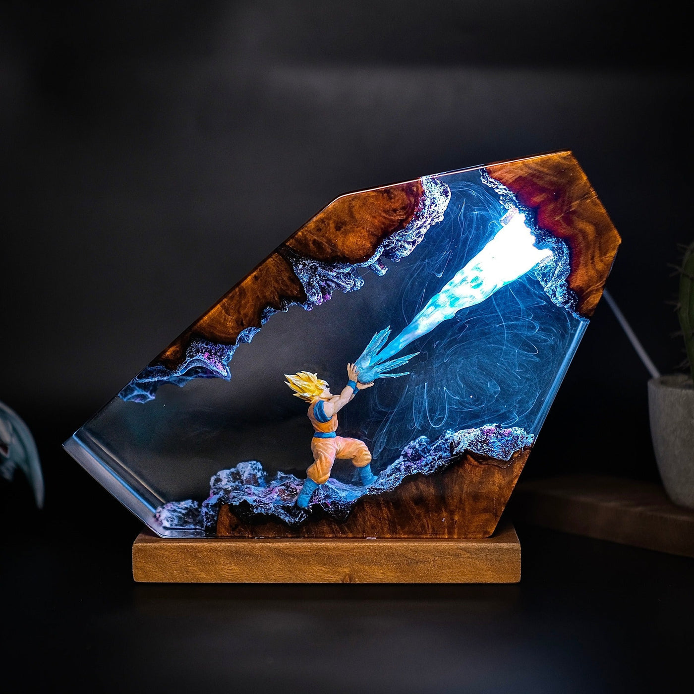 Son.goku Super Sa.iyan Resin Lamp