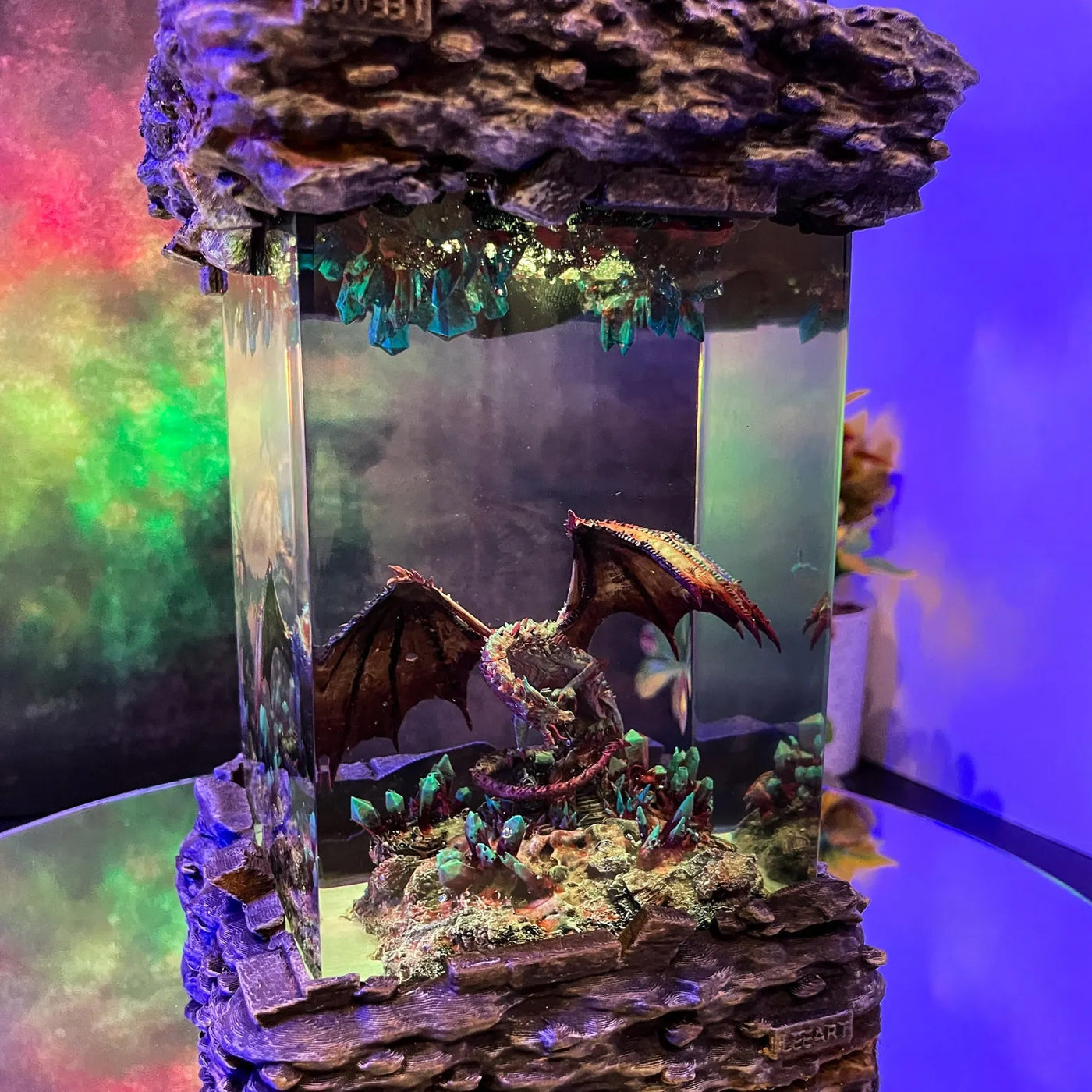 Dragon Gem Diorama Epoxy Resin Lamp