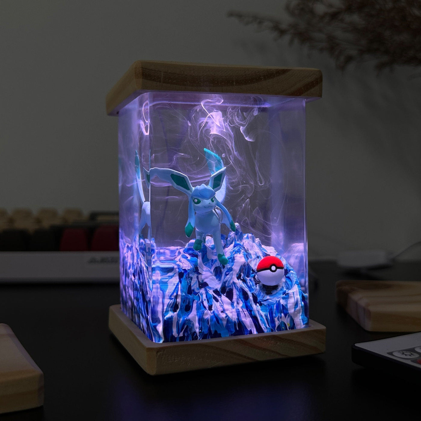 Glaceon Epoxy Lamp