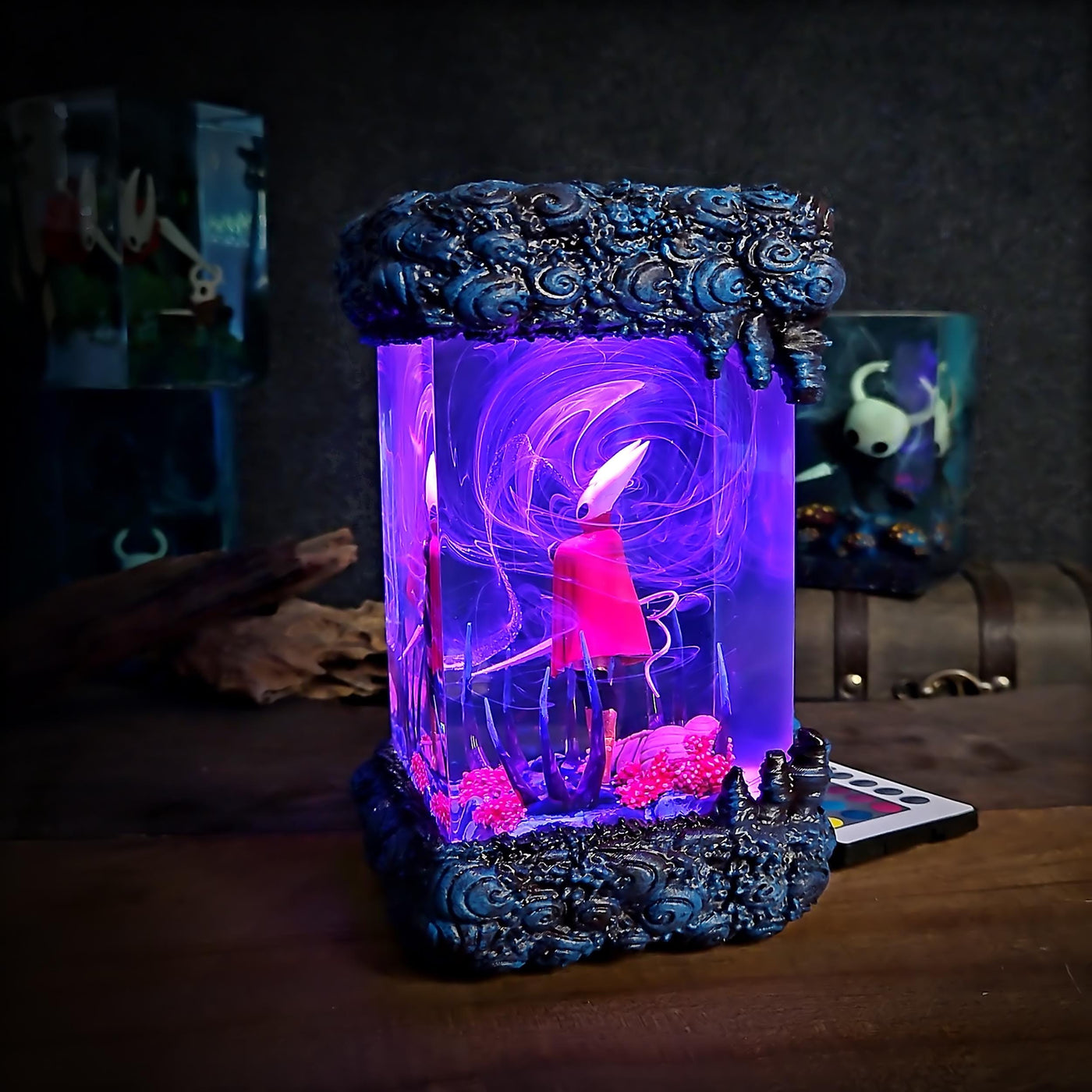 H.0.rnet resin lamp