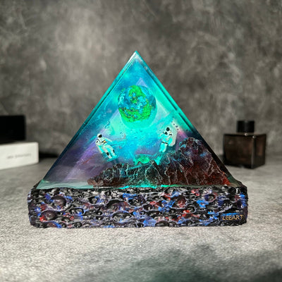 Galaxy resin epoxy lamp 3