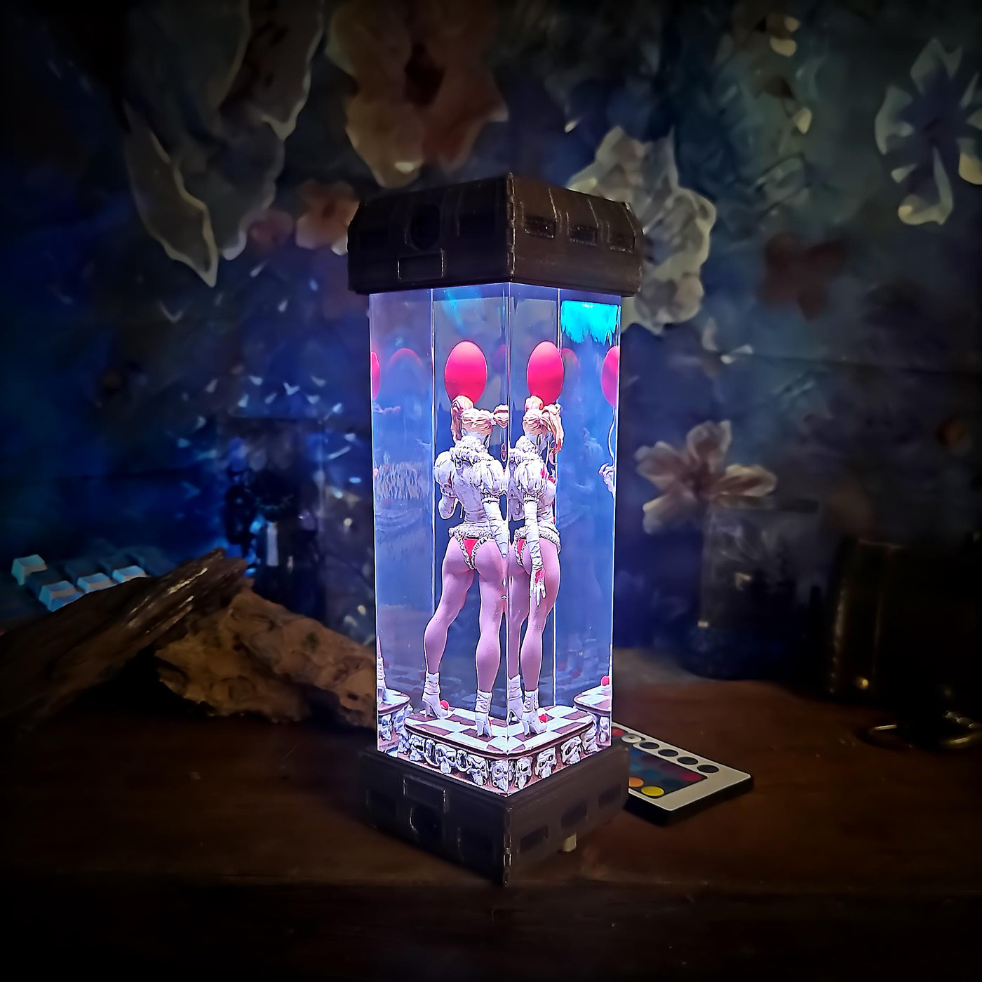 I.T girl resin lamp