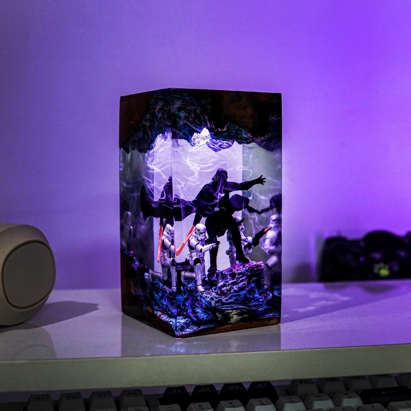 Da.rth Va.der Diorama Resin Lamp