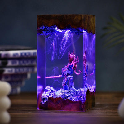 Captain Titus Diorama Light