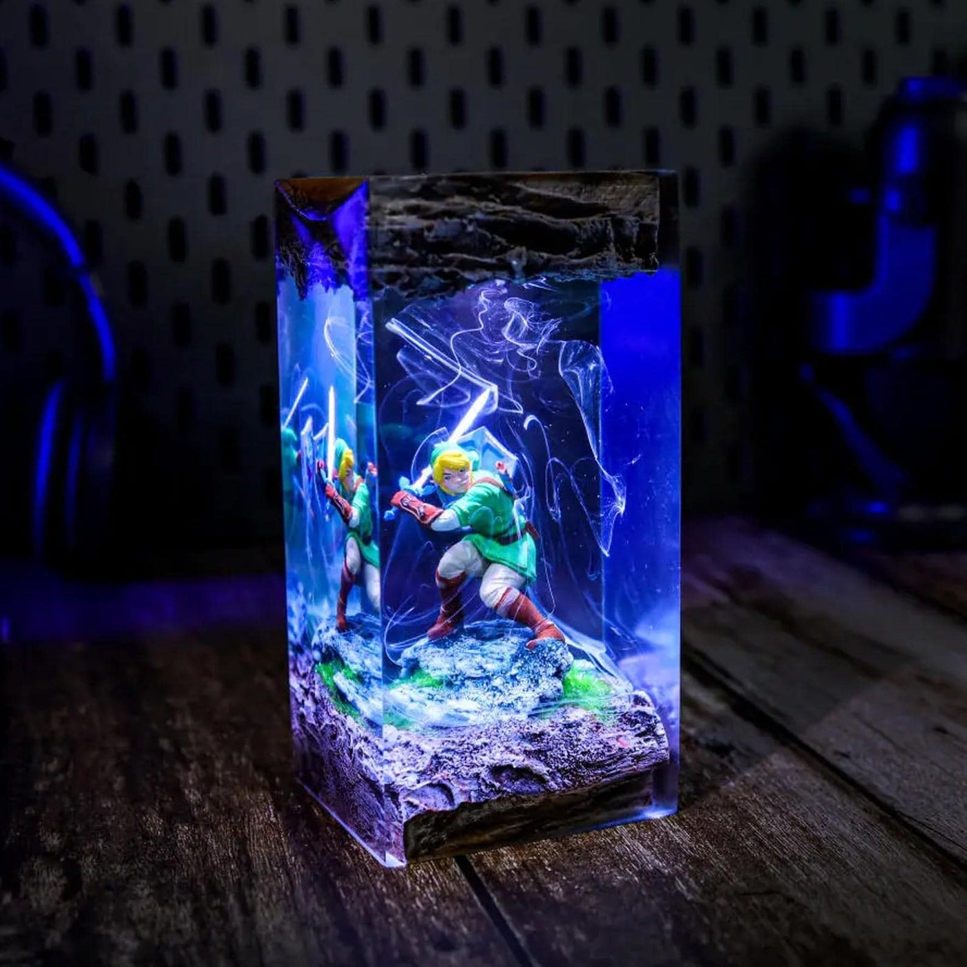 The Legend of Ze.lda Link Epoxy Resin Lamp