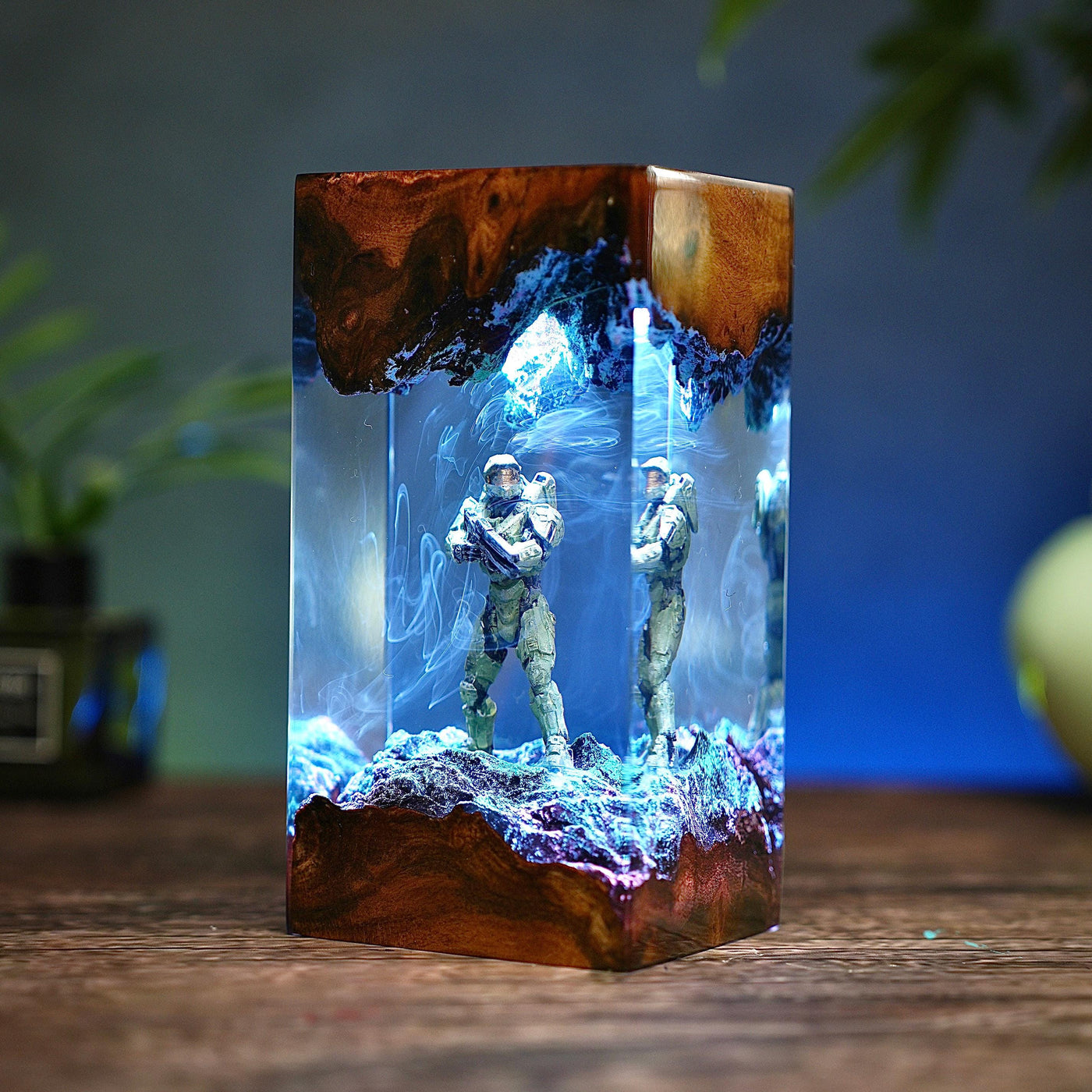 Halo Master Chief diorama resin lamp
