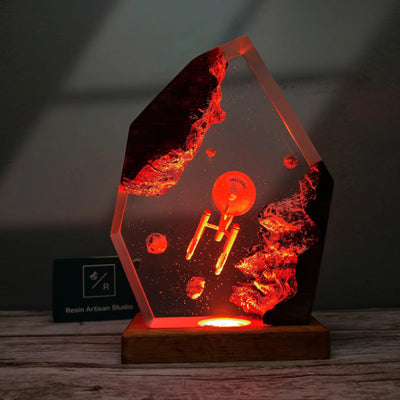Star Trek USS Voyager NCC-1701Resin Lamp