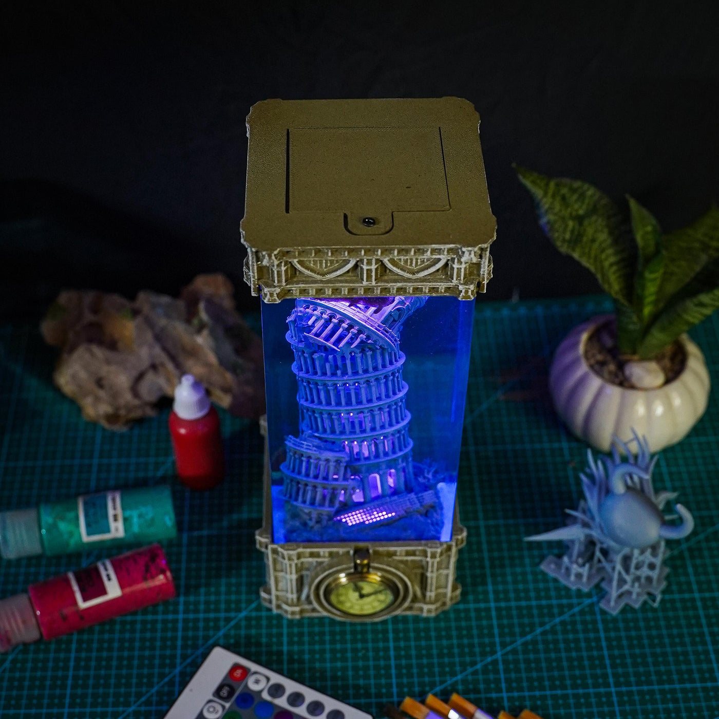 Pisa tower under the sea resin lamp