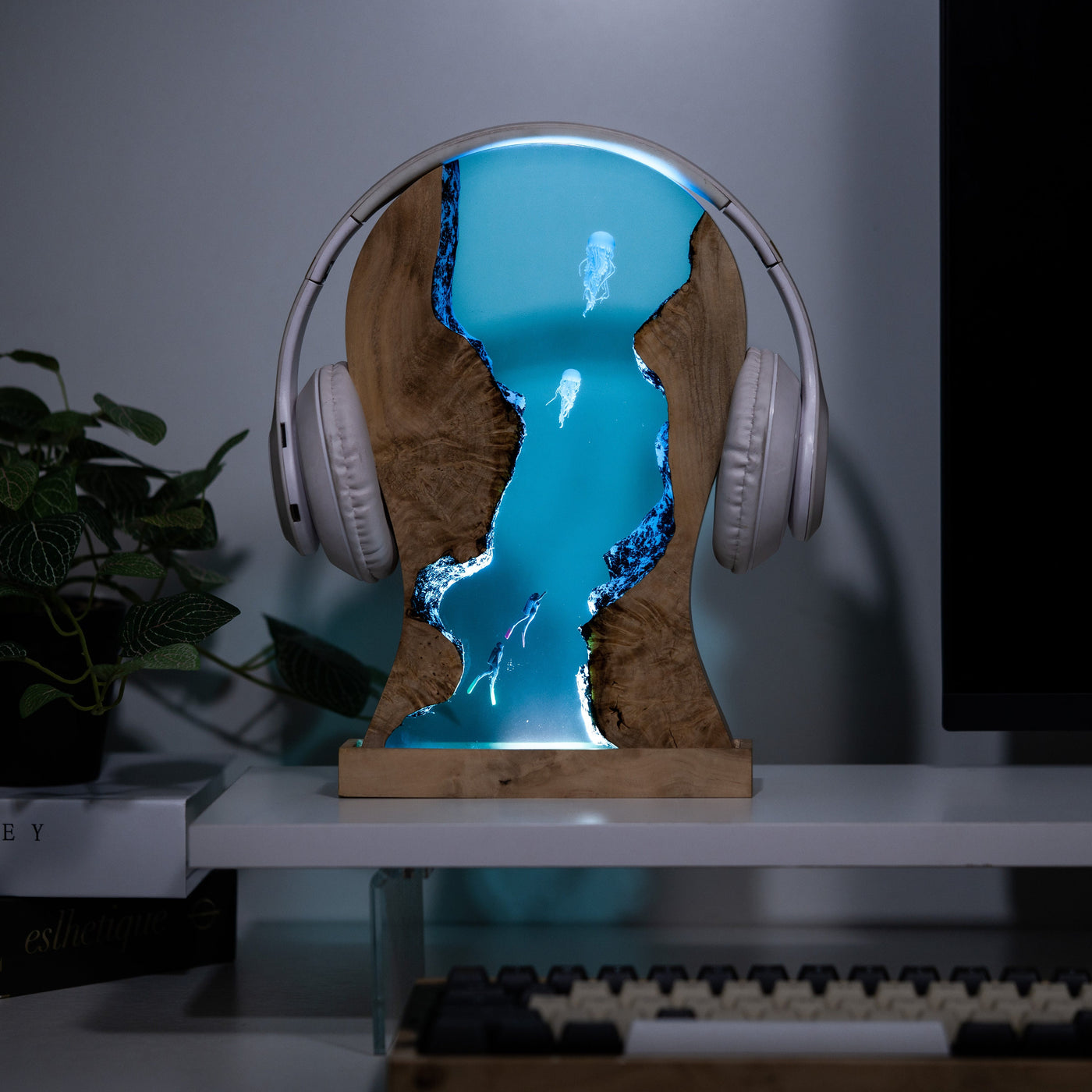 HEADPHONE STAND Epoxy Lamp 4