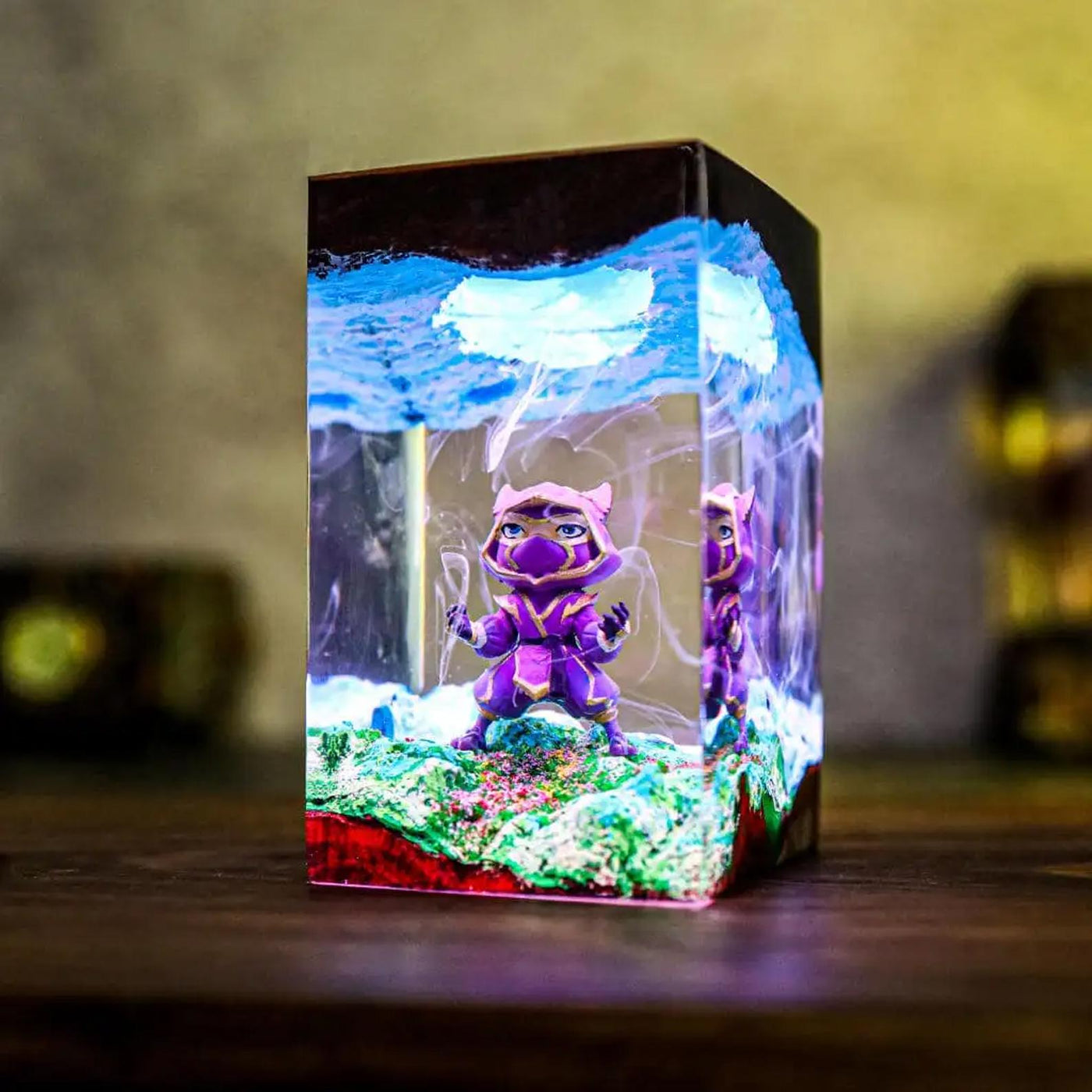 Ken.nen Handmade resin lamp