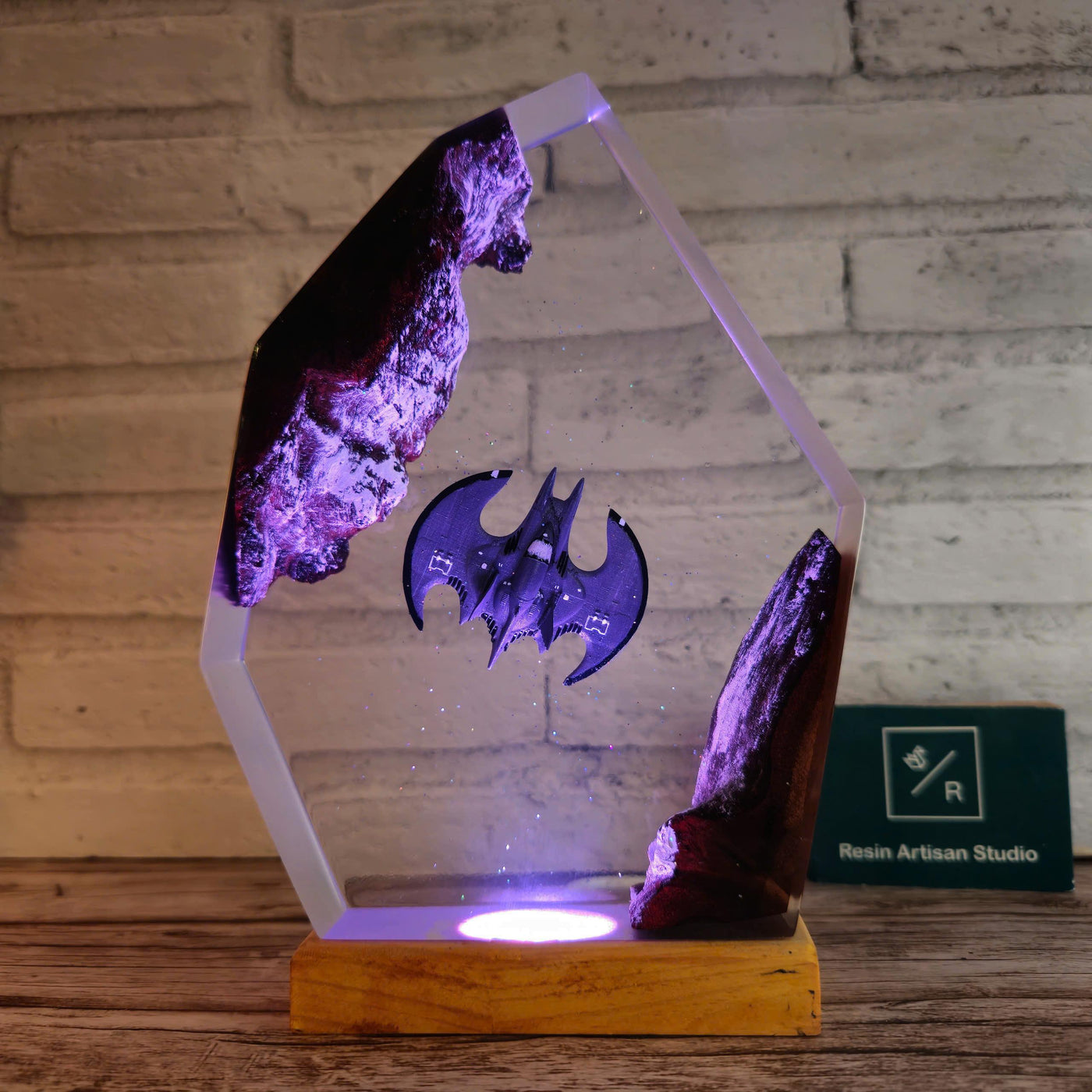 Batwing Resin Lamp