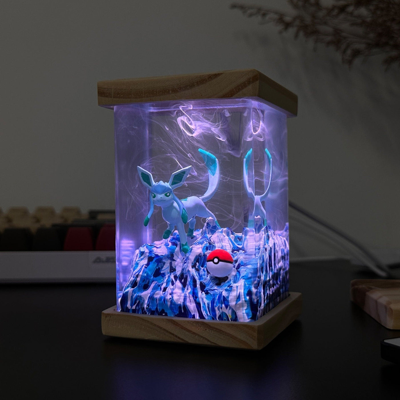 Glaceon Epoxy Lamp