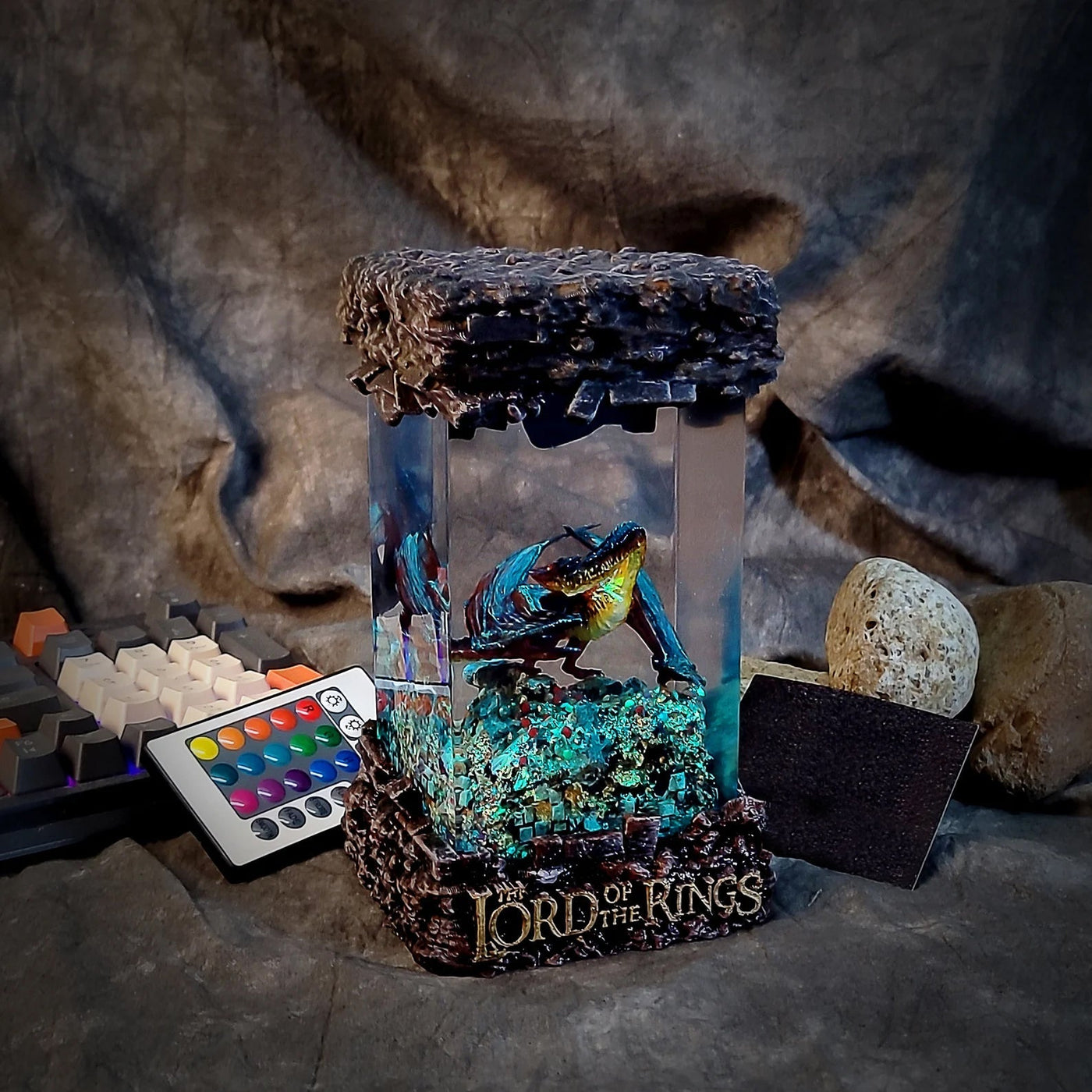 LO.TR Smaug Dragon Diorama Epoxy Resin Lamp