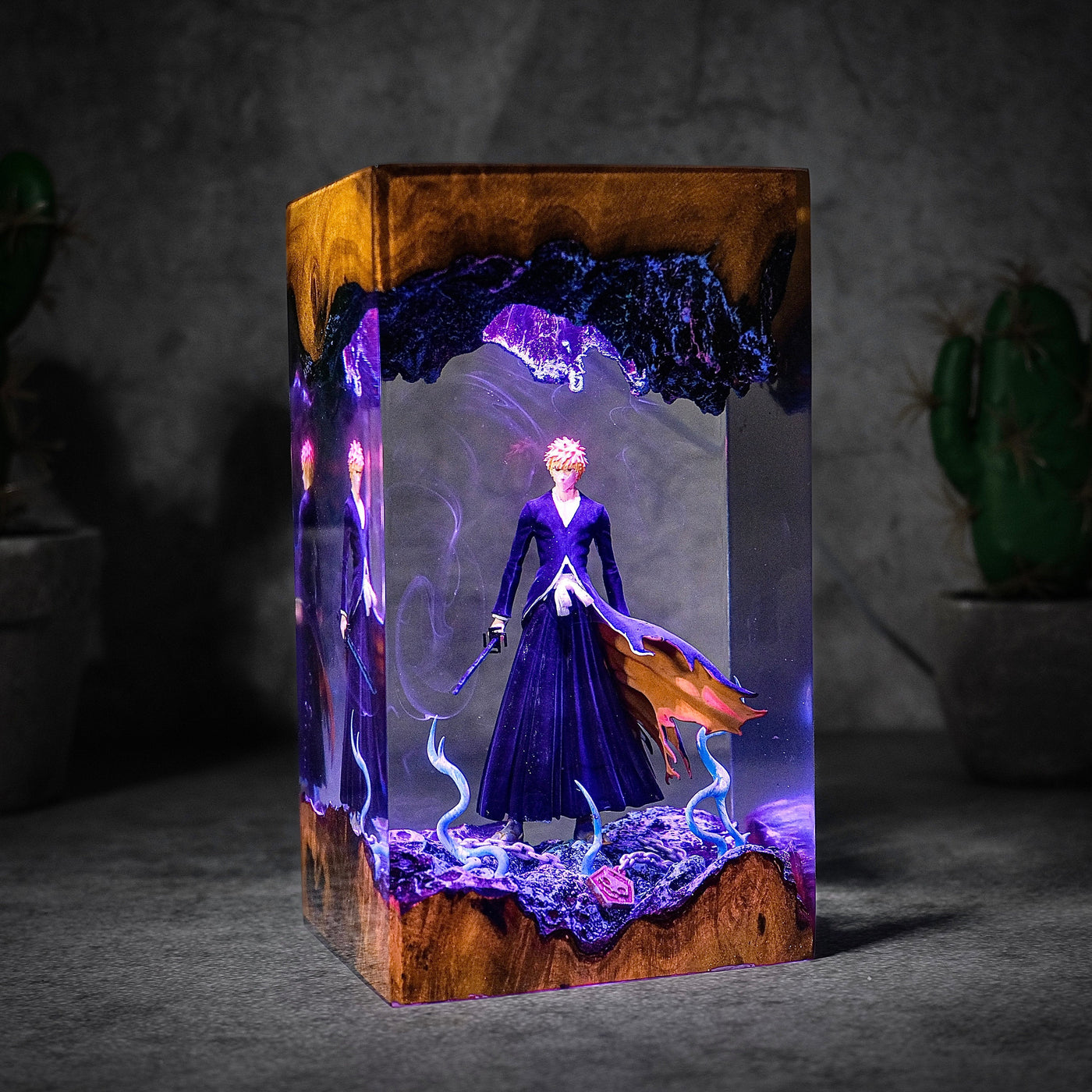 ICHIGO Bleach Epoxy Resin Lamp