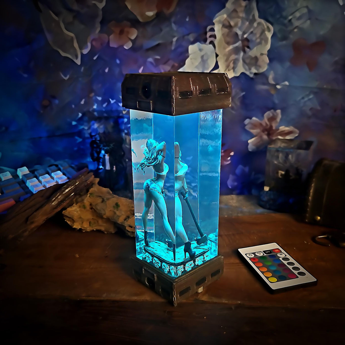 Jas.0n girl resin lamp