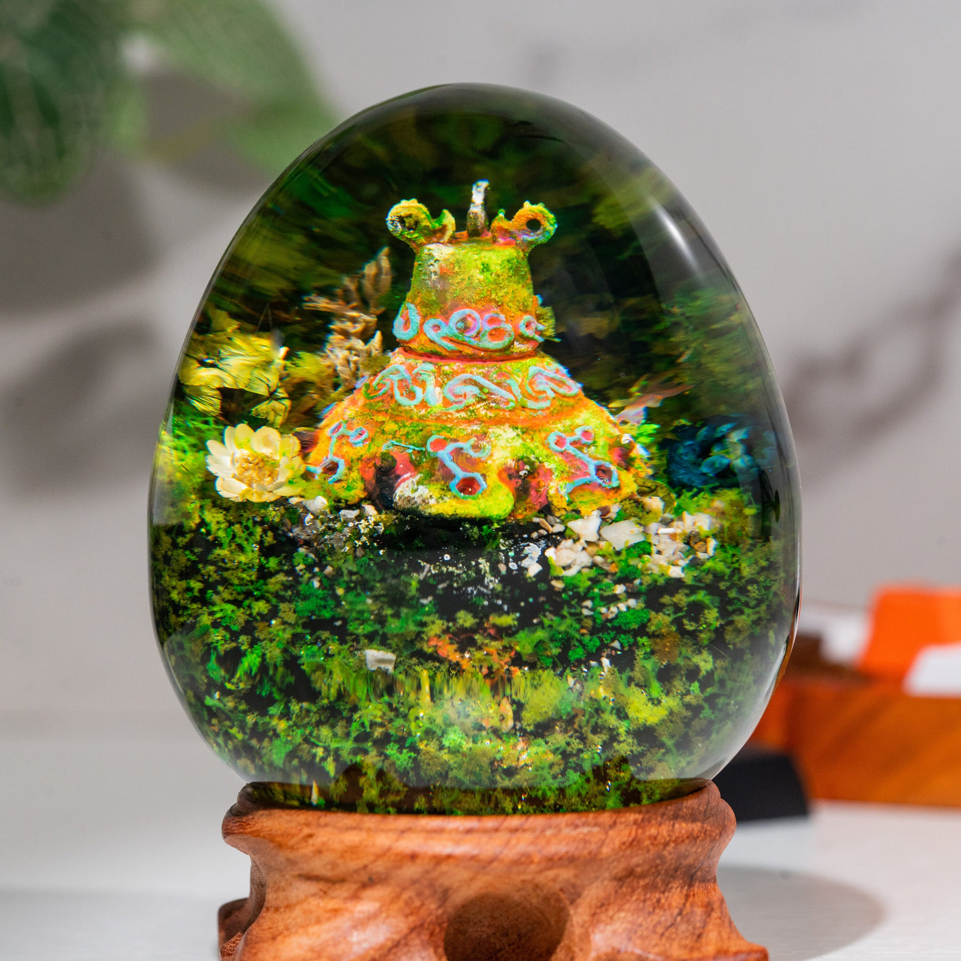 Dah Hesho Shrine Resin Lamp