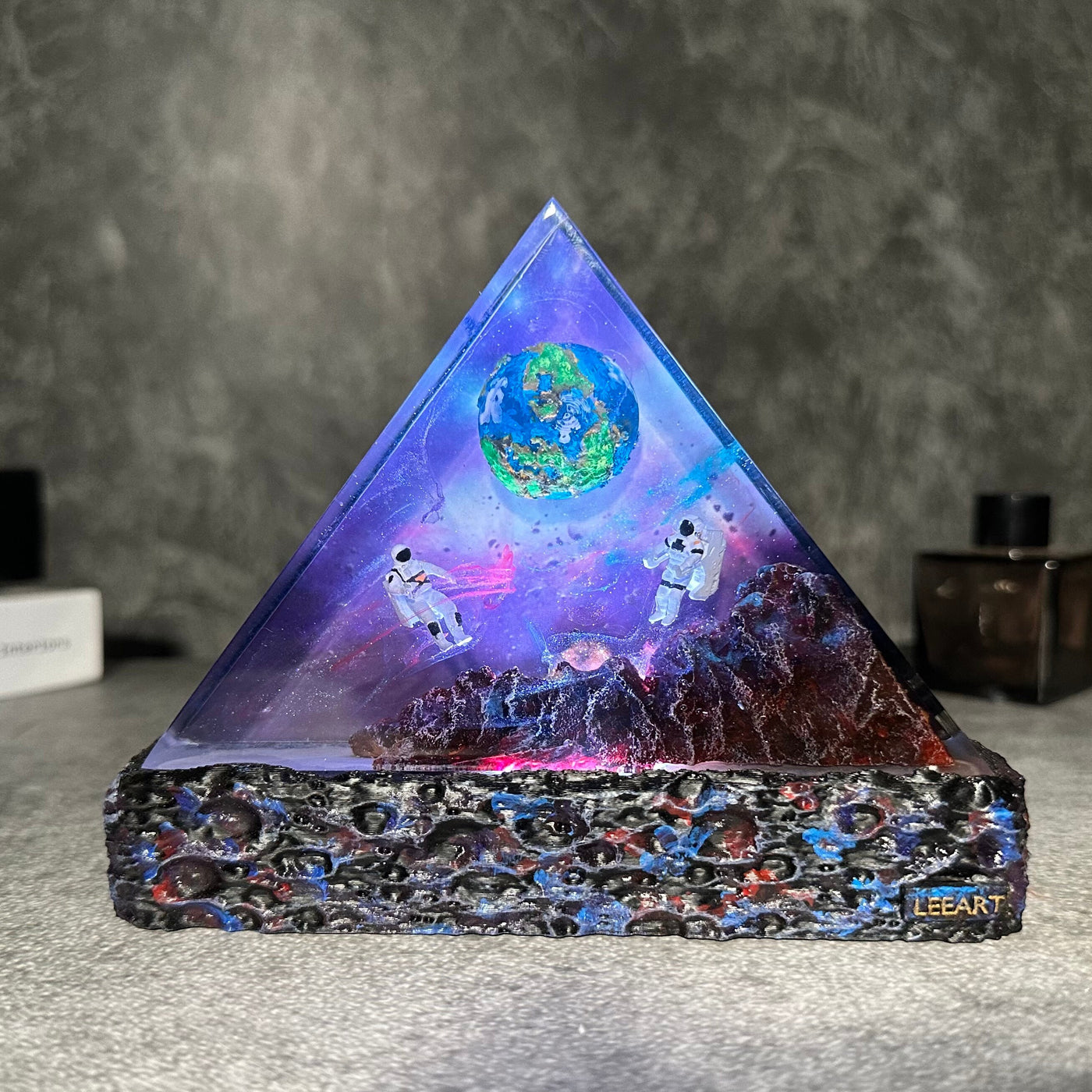 Galaxy resin epoxy lamp 3